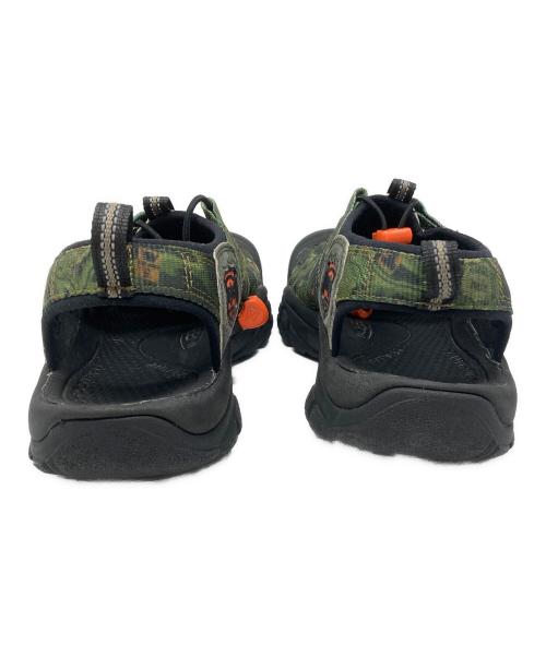 KEEN（キーン）KEEN (キーン) NEWPORT RETRO グリーン サイズ:27cmの古着・服飾アイテム