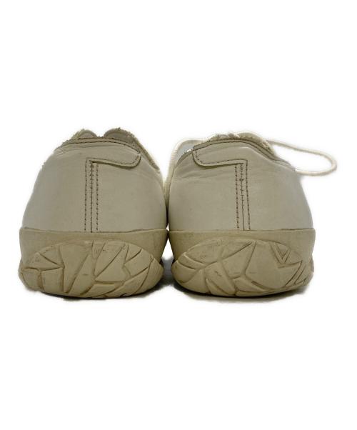 ISSEY MIYAKE MEN（イッセイミヤケメン）ISSEY MIYAKE MEN (イッセイミヤケメン) SPINGLE MOVE (スピングルムーヴ) レザースニーカー ホワイト サイズ:44の古着・服飾アイテム