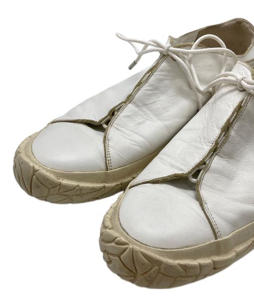 ISSEY MIYAKE MEN（イッセイミヤケメン）ISSEY MIYAKE MEN (イッセイミヤケメン) SPINGLE MOVE (スピングルムーヴ) レザースニーカー ホワイト サイズ:44の古着・服飾アイテム