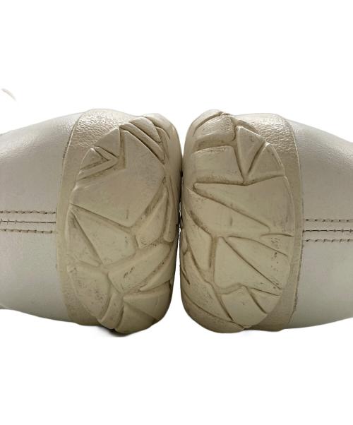 ISSEY MIYAKE MEN（イッセイミヤケメン）ISSEY MIYAKE MEN (イッセイミヤケメン) SPINGLE MOVE (スピングルムーヴ) レザースニーカー ホワイト サイズ:44の古着・服飾アイテム