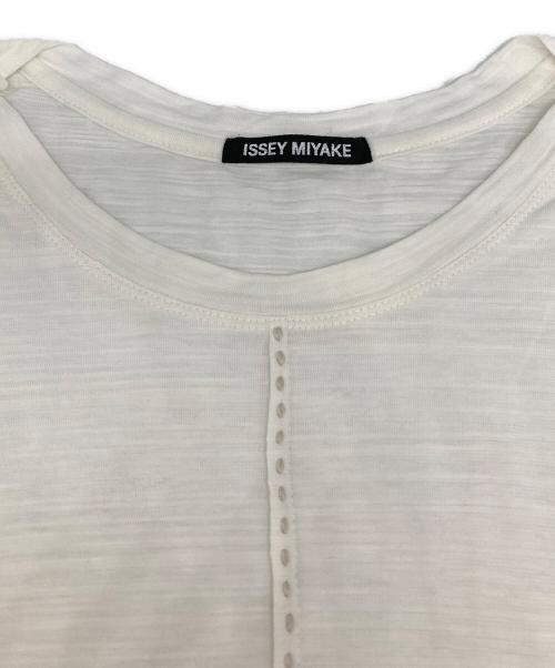 ISSEY MIYAKE（イッセイミヤケ）ISSEY MIYAKE (イッセイミヤケ) 半袖カットソー ホワイト サイズ:4の古着・服飾アイテム