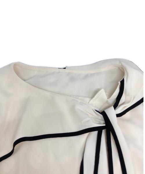 HER LIP TO（ハーリップトゥ）Her lip to (ハーリップトゥ) Scarf-Collar Blouse ホワイト サイズ:Ｓの古着・服飾アイテム