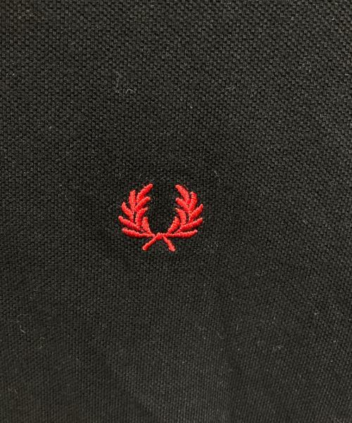 FRED PERRY（フレッドペリー）FRED PERRY (フレッドペリー) The Fred Perry Shirt - M12 ブラック サイズ:36の古着・服飾アイテム