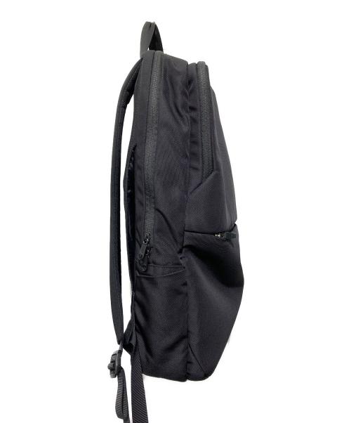 THE NORTH FACE（ザ ノース フェイス）THE NORTH FACE (ザ ノース フェイス) シャトルデイパックスリム リュック ブラック サイズ:OneSizeの古着・服飾アイテム