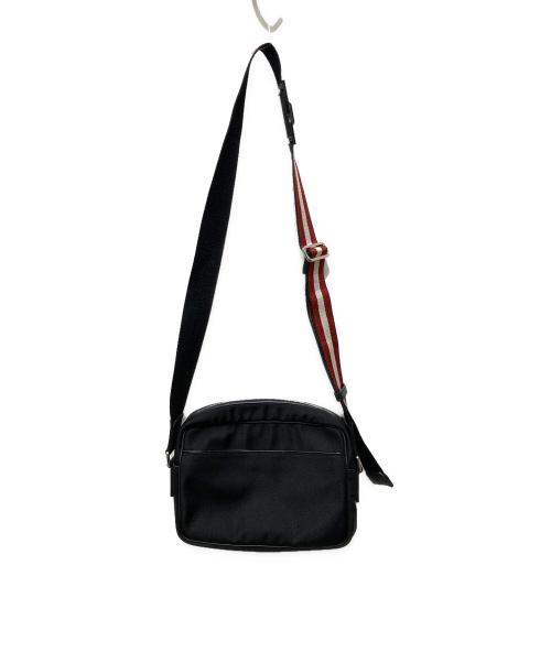 BALLY（バリー）BALLY (バリー) エンボスレザーナイロンクロスボディバッグ ブラックの古着・服飾アイテム