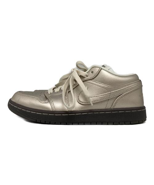 NIKE（ナイキ）NIKE (ナイキ) LOW SE METALLIC ZINC / ローカットスニーカー ゴールド サイズ:24㎝の古着・服飾アイテム