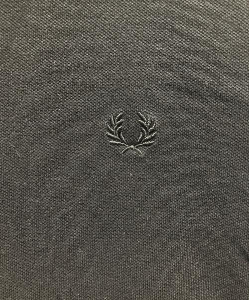 FRED PERRY（フレッドペリー）FRED PERRY (フレッドペリー) M12 ロゴ刺繍 ポロシャツ ブラック サイズ:40の古着・服飾アイテム