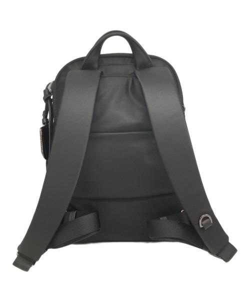 TUMI（トゥミ）TUMI (トゥミ) ボヤジュール セリーナ ミディアム バックパック ブラック サイズ:OneSizeの古着・服飾アイテム