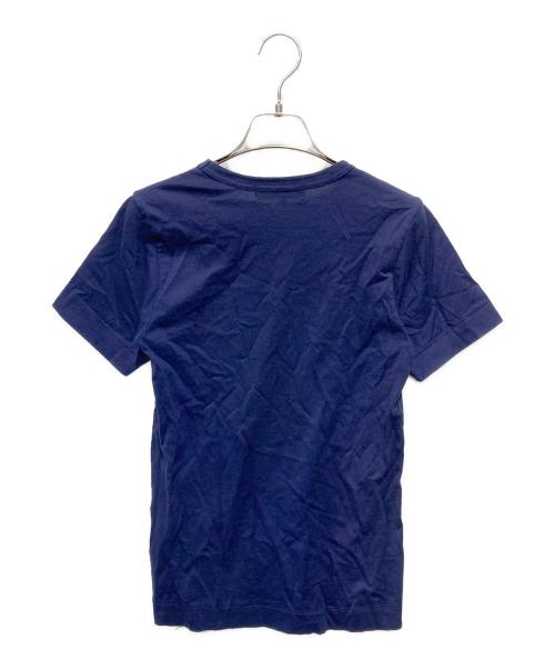 PLAY COMME des GARCONS（プレイコムデギャルソン）PLAY COMME des GARCONS (プレイコムデギャルソン) ゴールド・ハートワッペンTシャツ ネイビー サイズ:Mの古着・服飾アイテム