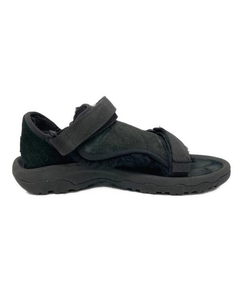 TEVA（テバ）TEVA (テバ) UGG (アグ) コラボスポーツムートンサンダル ブラック サイズ:24cmの古着・服飾アイテム