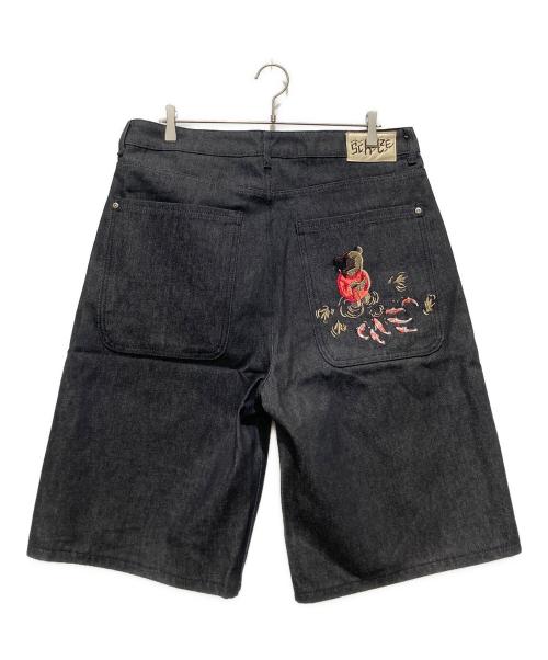 derschutze（デルシュッツ）derschutze (デルシュッツ) Koi Fish V2 Jorts Raw Black / 鯉刺繍デニムハーフパンツ ブラック サイズ:34 未使用品の古着・服飾アイテム