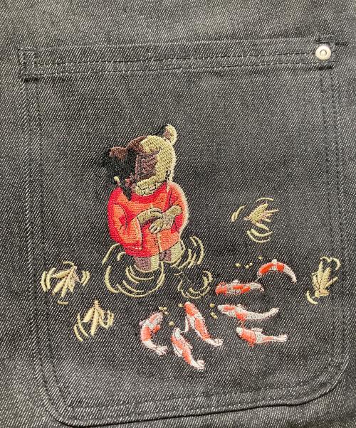 derschutze（デルシュッツ）derschutze (デルシュッツ) Koi Fish V2 Jorts Raw Black / 鯉刺繍デニムハーフパンツ ブラック サイズ:34 未使用品の古着・服飾アイテム