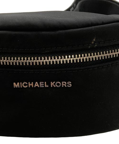 MICHAEL KORS（マイケルコース）MICHAEL KORS (マイケルコース) ナイロンボディバッグ ブラック サイズ:FREEの古着・服飾アイテム
