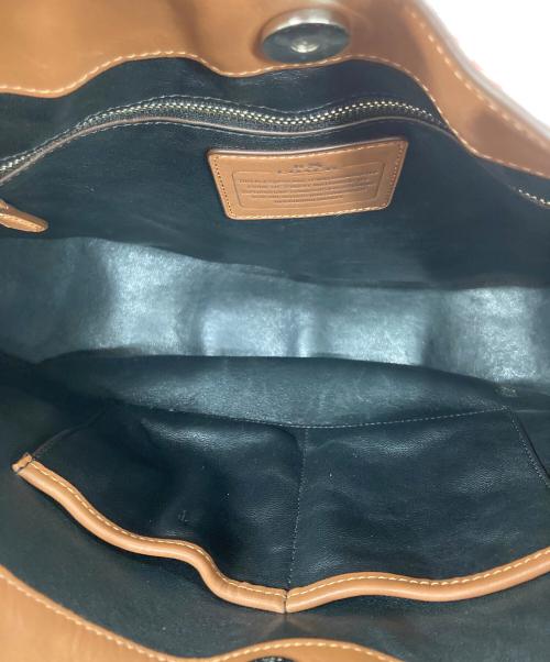 COACH（コーチ）COACH (コーチ) ノマド ホーボー ワンショルダーバッグ ブラウンの古着・服飾アイテム