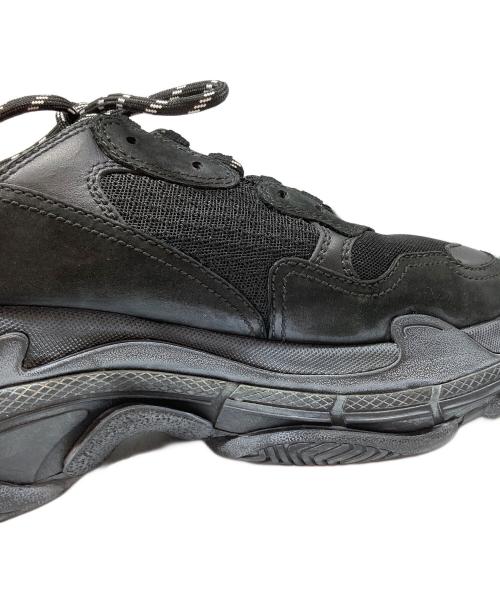 BALENCIAGA（バレンシアガ）BALENCIAGA (バレンシアガ) TRIPLE Sダッドスニーカー ブラック サイズ:27.5cmの古着・服飾アイテム
