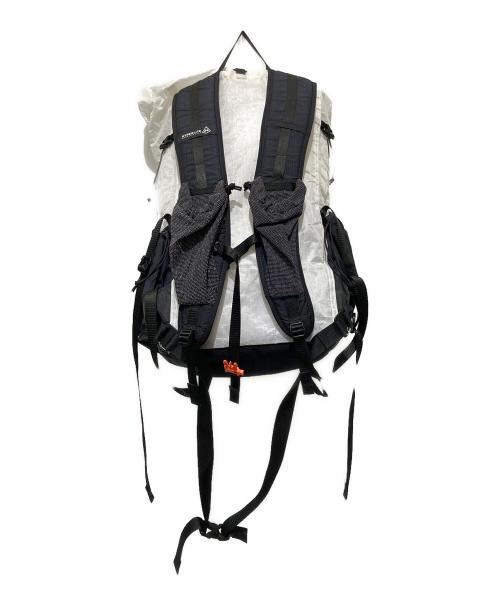 Hyperlite Mountain Gear（ハイパーライトマウンテンギア）Hyperlite Mountain Gear (ハイパーライトマウンテンギア) リュック ホワイト×ブラックの古着・服飾アイテム