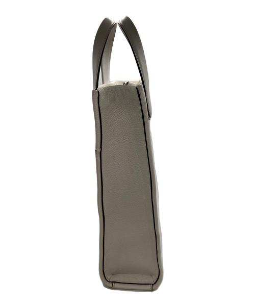 MICHAEL KORS（マイケルコース）MICHAEL KORS (マイケルコース) 2WAYショルダーバッグ ホワイトの古着・服飾アイテム