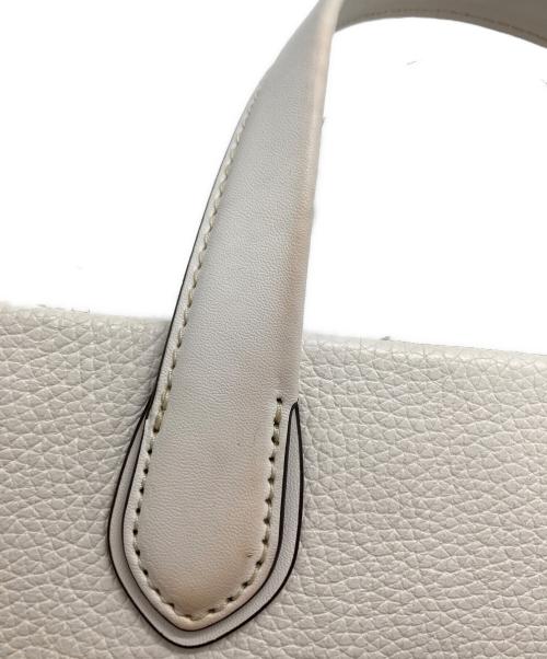 MICHAEL KORS（マイケルコース）MICHAEL KORS (マイケルコース) 2WAYショルダーバッグ ホワイトの古着・服飾アイテム