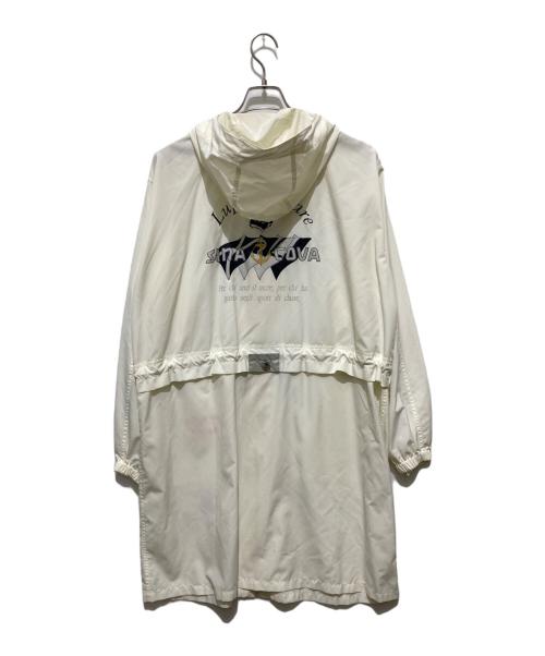 LUPO DI MARE SINA COVA（ルポ ディ マーレ シナコバ）LUPO DI MARE SINA COVA (ルポ ディ マーレ シナコバ) バックプリントナイロンコート アイボリー サイズ:Ｍの古着・服飾アイテム