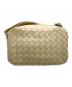 BOTTEGA VENETA (ボッテガベネタ) イントレチャートショルダーバッグ ベージュ：100000円