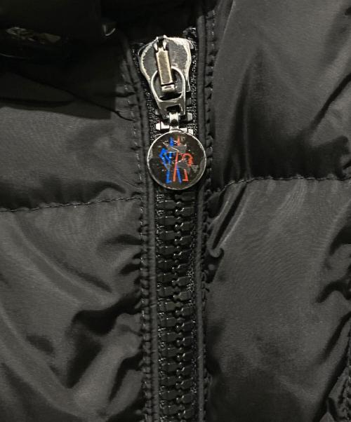 MONCLER（モンクレール）MONCLER (モンクレール) ショート丈ダウンジャケット ブラックの古着・服飾アイテム