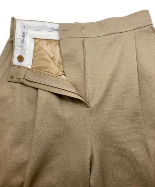 MaxMara（マックスマーラ）MaxMara (マックスマーラ) コットンタックハーフパンツ ベージュ サイズ:40 未使用品の古着・服飾アイテム