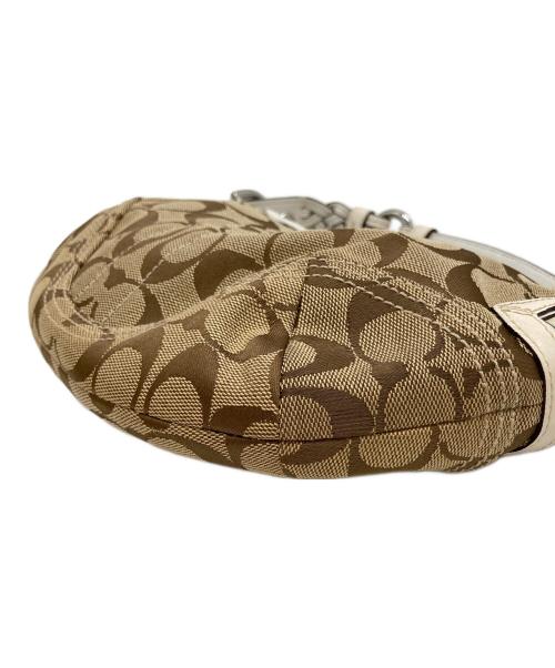 COACH（コーチ）COACH (コーチ) ワンショルダーバッグ ベージュ×ホワイトの古着・服飾アイテム