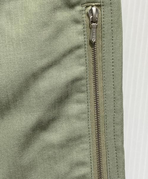 AURALEE（オーラリー）AURALEE (オーラリー) WOOL HERRINGBONE CARGO PANTS グリーン サイズ:3の古着・服飾アイテム