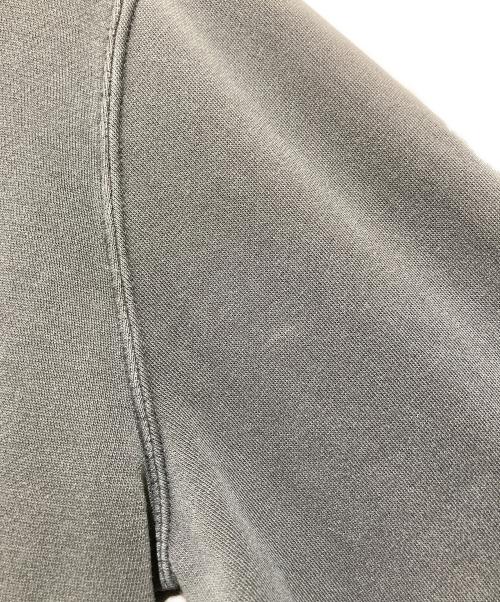 stussy（ステューシー）stussy (ステューシー) i-D (アイディー) 折れクラウンIDプリントパーカー ブラック サイズ:Mの古着・服飾アイテム