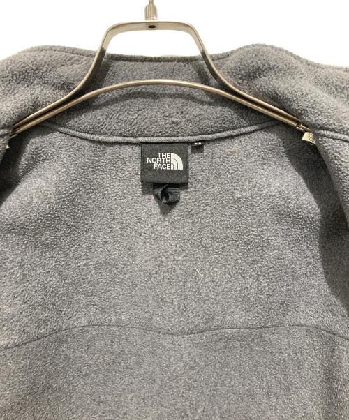 THE NORTH FACE（ザ ノース フェイス）THE NORTH FACE (ザ ノース フェイス) デナリ ジャケット グレー サイズ:Mの古着・服飾アイテム