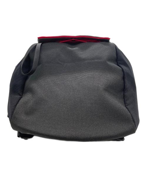 THE NORTH FACE（ザ ノース フェイス）THE NORTH FACE (ザ ノース フェイス) ベイシン24バックパック ブラックの古着・服飾アイテム