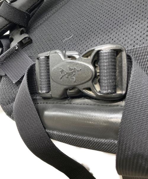 ARC'TERYX（アークテリクス）ARC'TERYX (アークテリクス) MANTIS 26Lナイロンリュック ブラックの古着・服飾アイテム