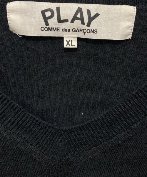 PLAY COMME des GARCONS（プレイコムデギャルソン）PLAY COMME des GARCONS (プレイコムデギャルソン) ハート刺繍Vネックニット ブラック サイズ:XLの古着・服飾アイテム