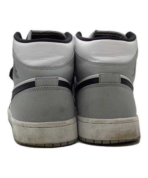 NIKE（ナイキ）NIKE (ナイキ) Air Jordan 1 Mid / ハイカットスニーカー ホワイト×グレー サイズ:26.5㎝の古着・服飾アイテム