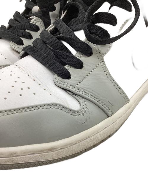 NIKE（ナイキ）NIKE (ナイキ) Air Jordan 1 Mid / ハイカットスニーカー ホワイト×グレー サイズ:26.5㎝の古着・服飾アイテム