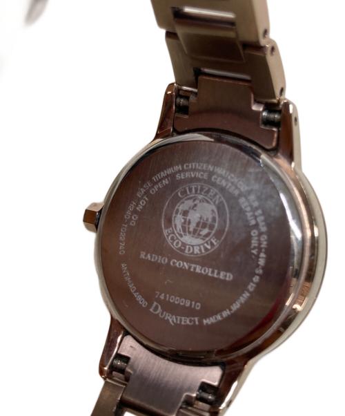 CITIZEN（シチズン）CITIZEN (シチズン) XC ハッピーフライト リストウォッチ ベージュ×ピンクの古着・服飾アイテム