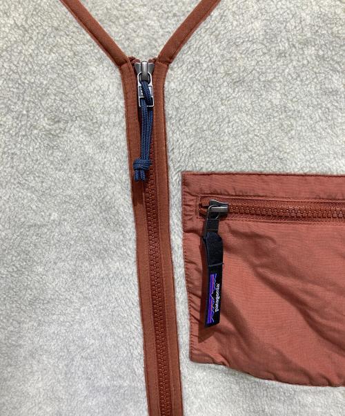 Patagonia（パタゴニア）Patagonia (パタゴニア) フリースジャケットシンチラカーディガン アイボリー×ブラウン サイズ:Sの古着・服飾アイテム