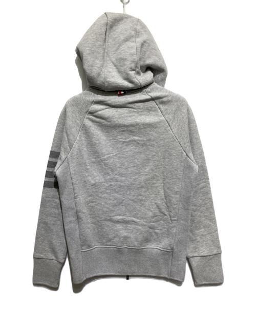 Thom Browne（トムブラウン）Thom Browne (トムブラウン) CLASSIC FULL ZIP HOODIE グレー サイズ:1の古着・服飾アイテム