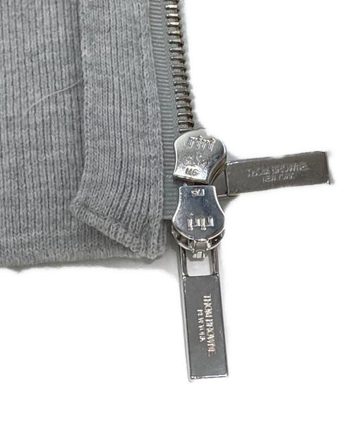 Thom Browne（トムブラウン）Thom Browne (トムブラウン) CLASSIC FULL ZIP HOODIE グレー サイズ:1の古着・服飾アイテム