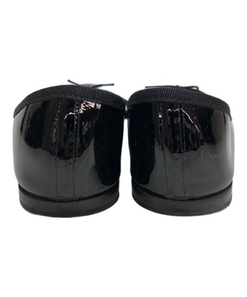 repetto（レペット）Repetto (レペット) ベベリボンパンプス/VERNIS CENDRILLON AD BB ブラック サイズ:40の古着・服飾アイテム