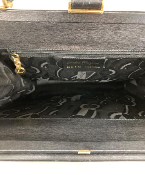 Salvatore Ferragamo（サルヴァトーレ フェラガモ）Salvatore Ferragamo (サルヴァトーレ フェラガモ) ガンチーニ装飾ダレスバッグ ブラックの古着・服飾アイテム