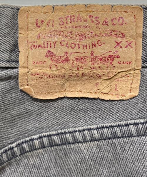 LEVI'S（リーバイス）LEVI'S (リーバイス) ボタンフライ ストレート ジーンズ グレー サイズ:29の古着・服飾アイテム