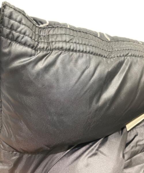 DUVETICA（デュベティカ）DUVETICA (デュベティカ) 総柄ダウンジャケット ブラック サイズ:40の古着・服飾アイテム
