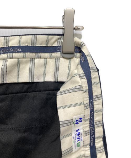 AZZURRO（アズーロ）AZZURRO (アズーロ) Ermenegildo Zegna (エルメネジルド・ゼニア) 3ピースストライプスーツ ネイビー サイズ:44の古着・服飾アイテム