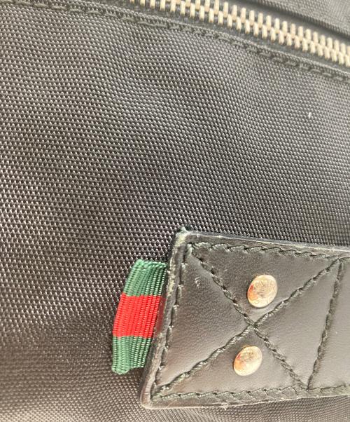 GUCCI（グッチ）GUCCI (グッチ) シェリーラインボディーバッグ ブラックの古着・服飾アイテム