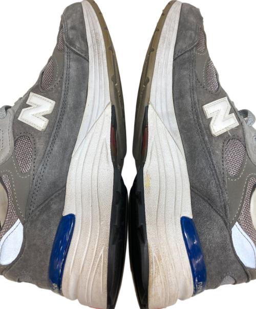 NEW BALANCE（ニューバランス）NEW BALANCE (ニューバランス) M992AGローカットスニーカー グレー サイズ:25.5の古着・服飾アイテム