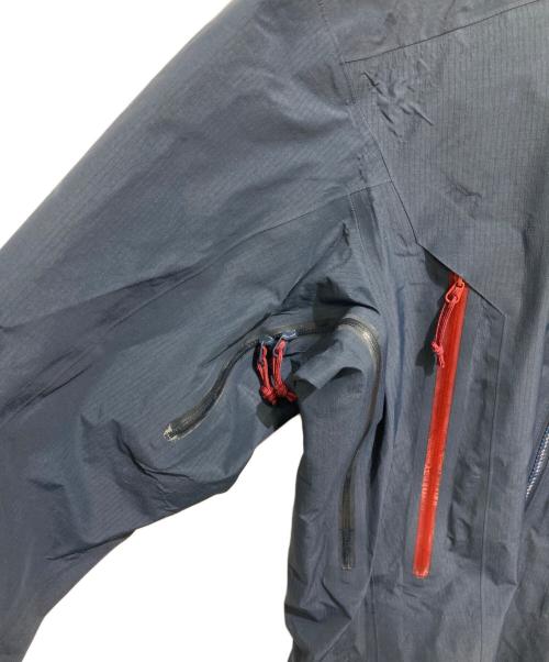 ARC'TERYX（アークテリクス）ARC'TERYX (アークテリクス) ベータ AR ジャケット beta jkt Arc'teryx ネイビー サイズ:XSの古着・服飾アイテム