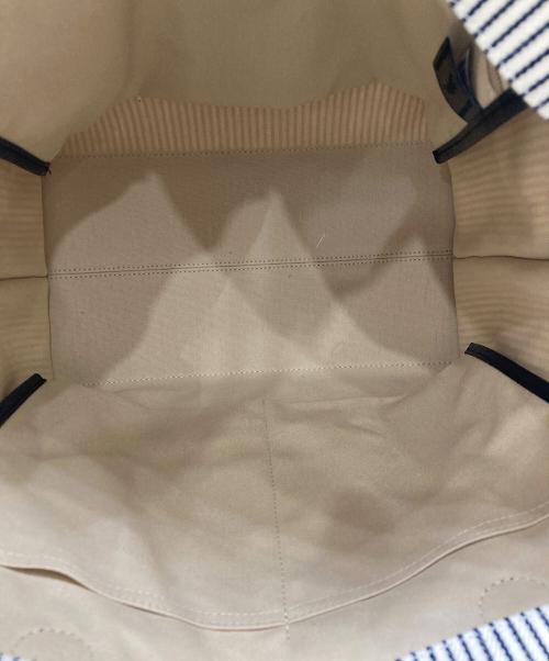 LONGCHAMP（ロンシャン）LONGCHAMP (ロンシャン) ロゾ エッセンシャル レイエ ストライプトートバッグ ホワイトの古着・服飾アイテム