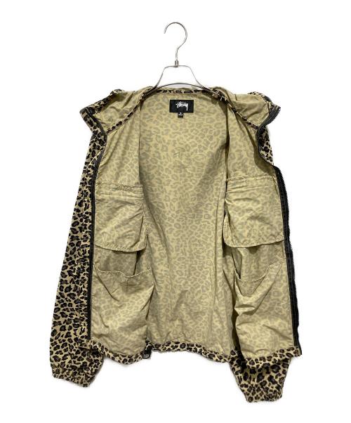stussy（ステューシー）stussy (ステューシー) ライトウェイト フーデッド ジャケット/Lightweight Hooded Jacket ベージュ×ブラック/Cheetah サイズ:Sの古着・服飾アイテム