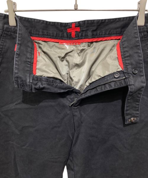 PRADA SPORTS（プラダスポーツ）PRADA SPORTS (プラダスポーツ) レッドステッチコットンパンツ ブラック サイズ:48の古着・服飾アイテム